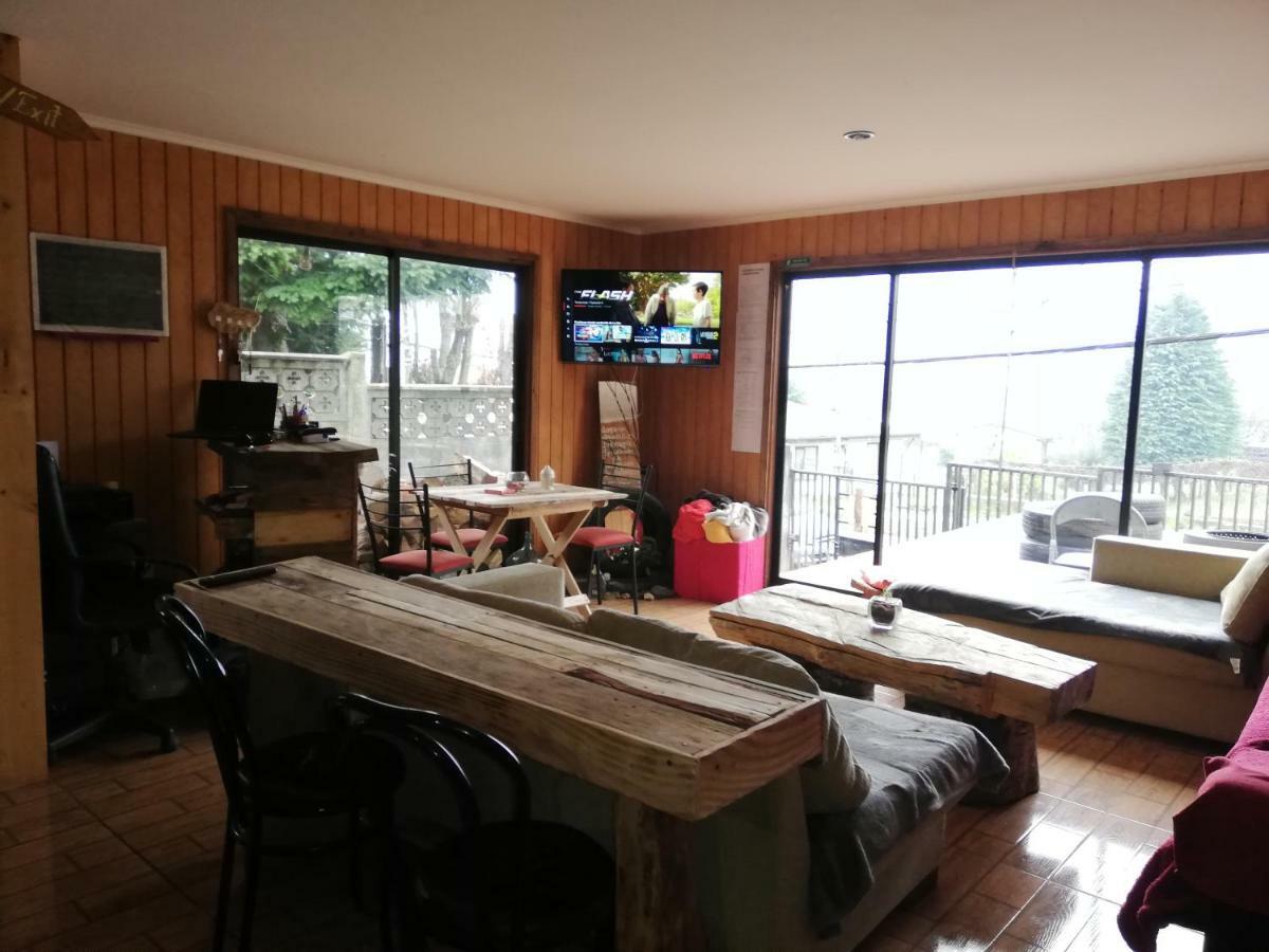 La Llar Hostel 潘吉普伊 外观 照片